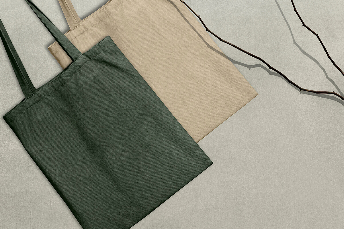 canvas-tote-bag-minimal-style